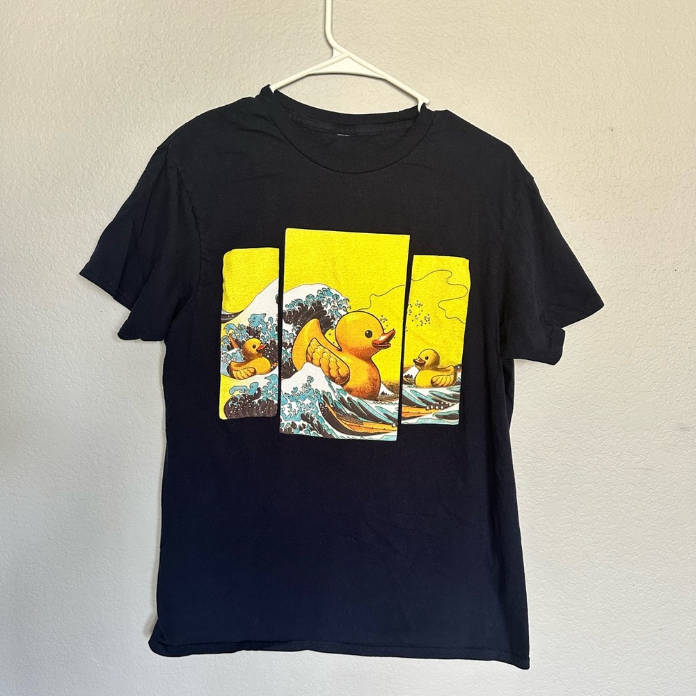 Duck Wave Graphic Tee